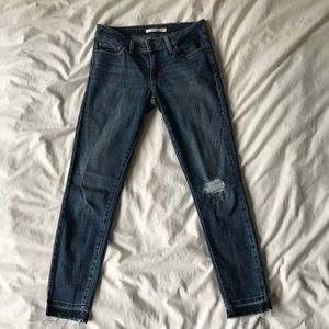 Levi’s 711 Ankle Jeans
